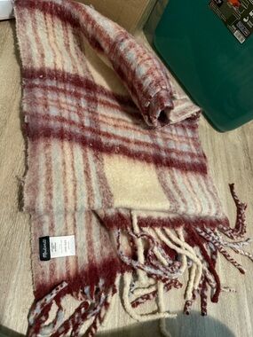 Madewell Plaid Fringe Scarf in Cream, Burgundy & Pale Blue 💯 alpaca 🦙